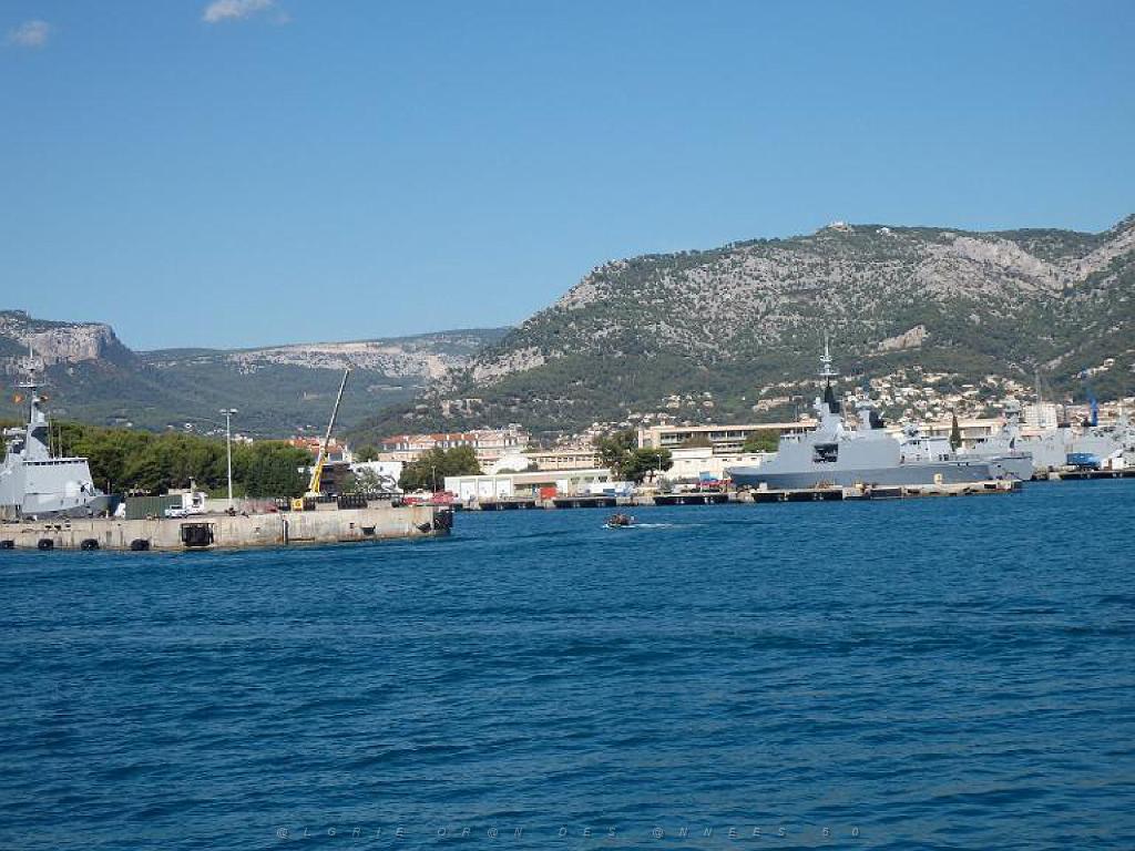 183 TOULON ET SA RADE (70).jpg